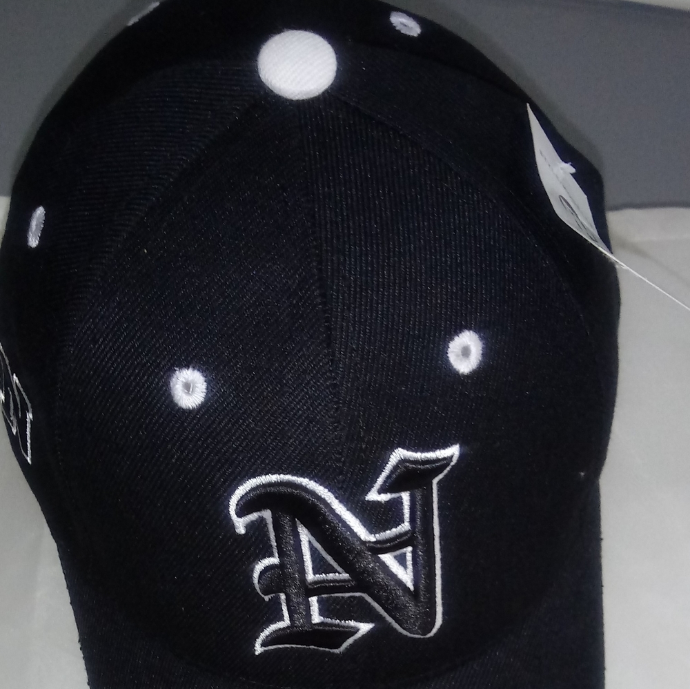 Black Baseball Cap
